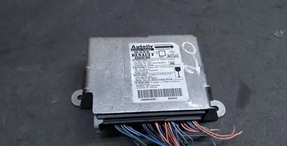 Renault Megane II Airbag control unit/module 603383900 8200307806