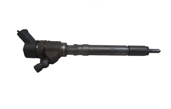 Hyundai Trajet Fuel injector 0445110064 3380027010