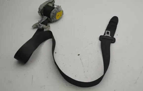 Hyundai i40 Front seatbelt 888103Z000 888203Z000