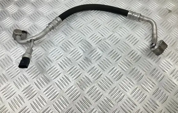 Air conditioning (A/C) pipe/hose