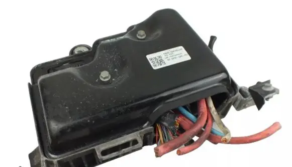Tesla Model Y Battery control module GFSHGA2FC1