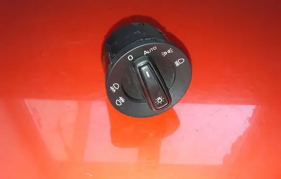 Skoda Octavia Mk3 (5E) Light switch 5E0941431D 10095088