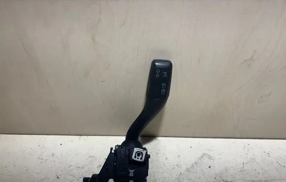 Audi A3 S3 8P Indicator stalk 8P0953513A