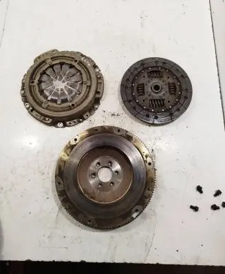 Ford Transit Courier Clutch set kit h1b17563 h1b17550bb