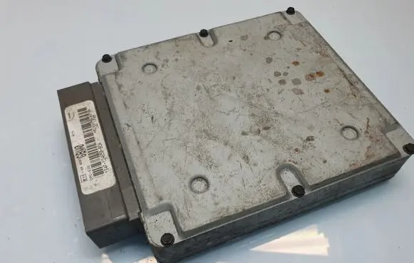 Ford Focus Engine control unit/module 1S4F12A650BCA 1000287