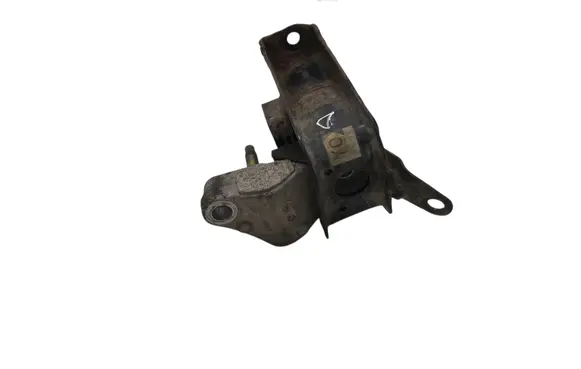 Toyota Corolla E120 E130 Engine mount bracket