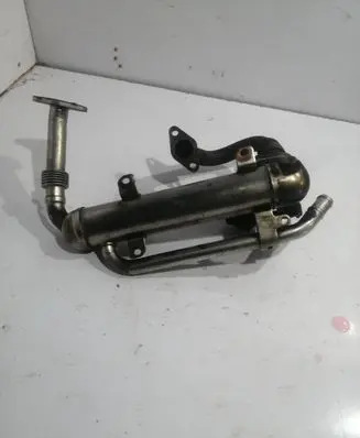 Skoda Octavia Mk2 (1Z) EGR valve cooler 03G131512S