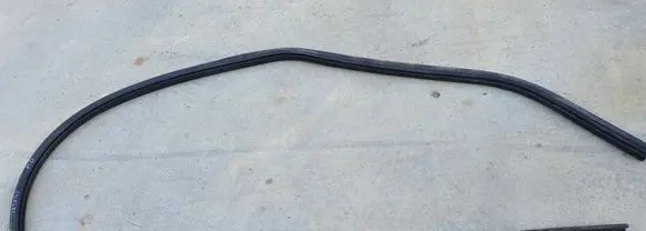 Nissan Qashqai Front door rubber seal