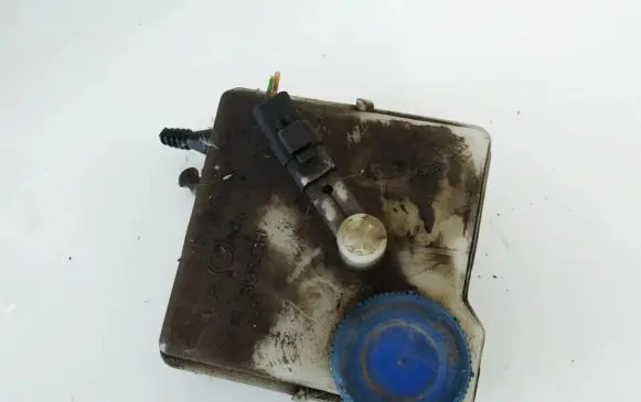 Citroen Xsara Picasso Brake fluid reservoir 020422159