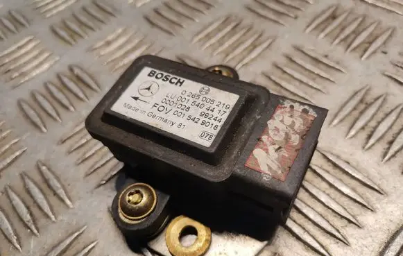 Mercedes-Benz A W168 Yaw turn rate sensor 0015404417