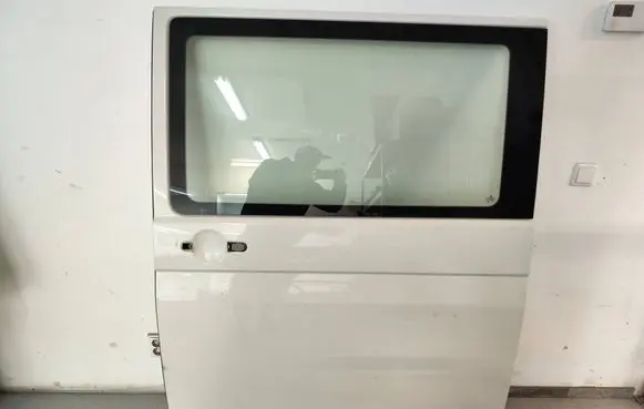 Volkswagen Transporter - Caravelle T5 Side sliding door 7LA843107D 7H0845305AG