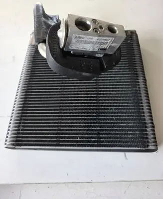 Audi A3 S3 8V Air conditioning (A/C) expansion valve 5Q0820679D