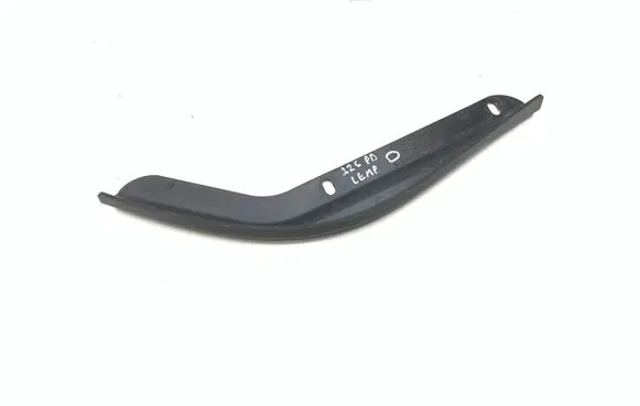 Maserati Quattroporte Under headlight/headlamp trim 67723100