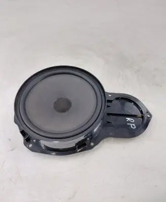Volkswagen PASSAT CC Front door speaker 3C8035454