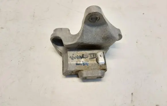 Opel Vivaro Gearbox mounting bracket 9807981180JLK01