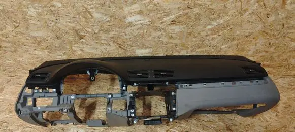 Volkswagen PASSAT B6 Dashboard 
