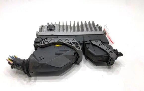 Toyota Auris E180 Engine control unit/module ECU 896610Z840