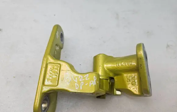 Volkswagen ID. Buzz Front door lower hinge 1T3831406