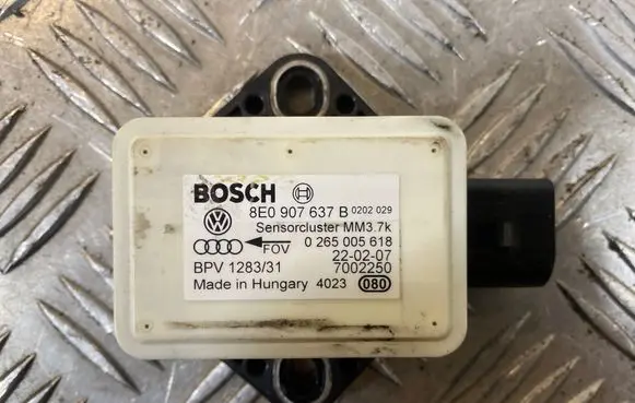 Audi A4 S4 B7 8E 8H ESP acceleration yaw rate sensor 8E0907637B 7002250 0265005618