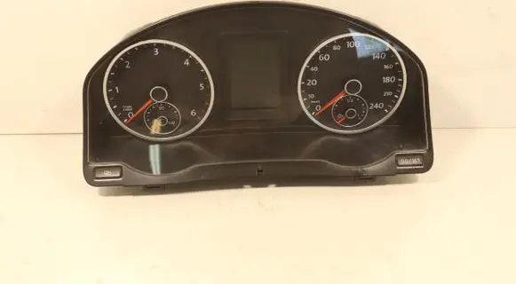 Volkswagen Touareg I Clock 5N0920871B