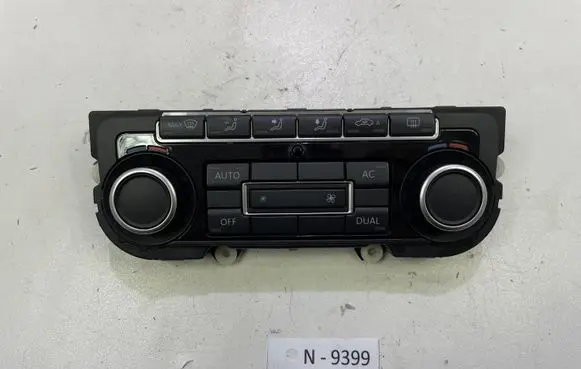 Volkswagen Golf VI Climate control unit 5K0907044DT