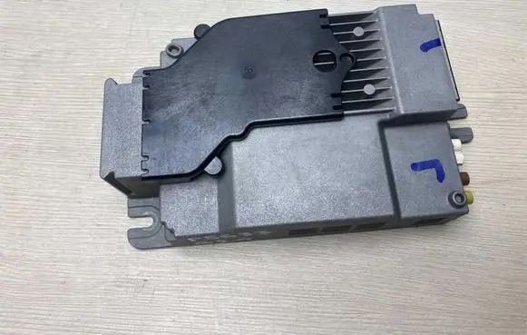 BMW 3 G20 G21 Sound amplifier 5A2D558