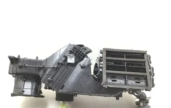 Volkswagen Touareg I Interior heater climate box assembly 