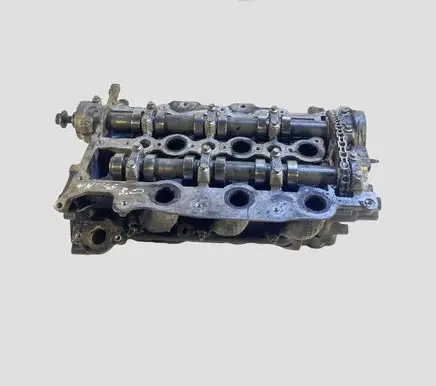 Land Rover Discovery 4 - LR4 Engine head 6090CA PM9X2Q