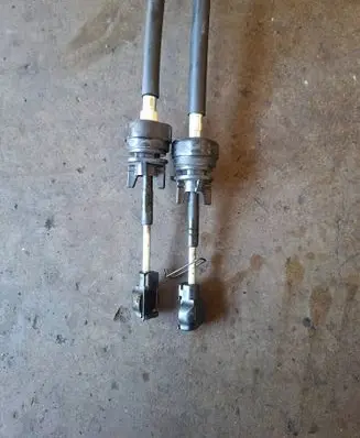 Honda FR-V Gear shift cable linkage 