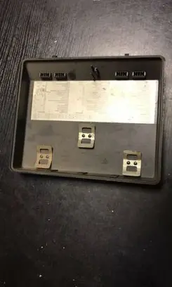 BMW 5 E34 Fuse box cover 1374029