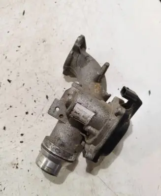 Renault Clio III Throttle valve 8200614985