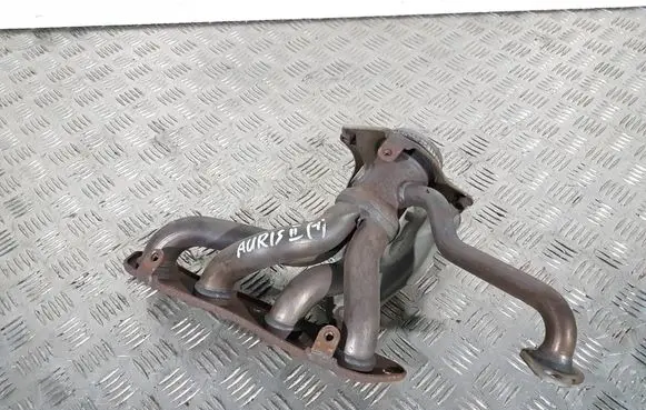 Toyota Auris E180 Exhaust manifold