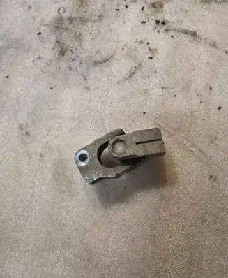Volvo XC90 Steering column universal joint 