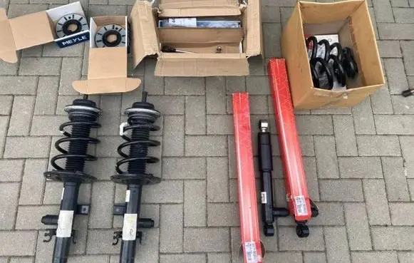 Volkswagen Caddy Front shock absorber/damper 7LA5130467LA513045 7LA413032