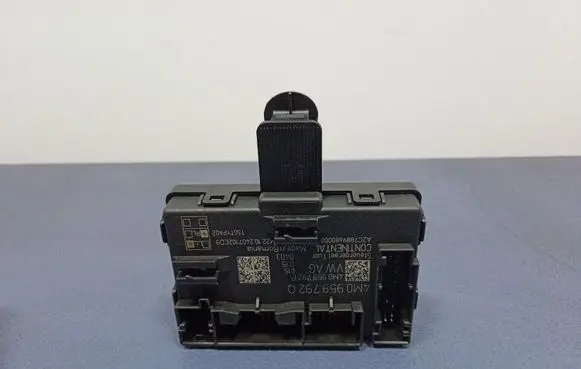 Audi Q7 4L Other control units/modules 4M0959792Q