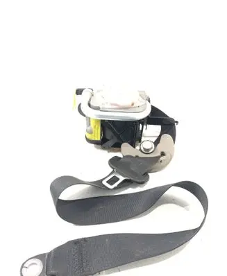 Mitsubishi Grandis Front seatbelt TKAF2N700 1221122007