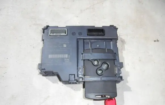 Renault Clio IV Ignition key card reader A2C30075500