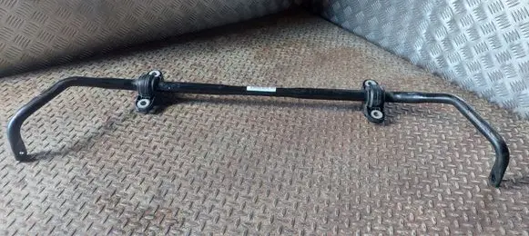BMW 5 G30 G31 Front anti-roll bar/sway bar 6873475