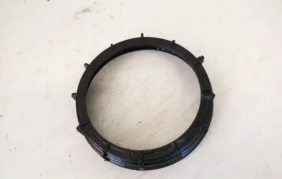 Mercedes-Benz C AMG W204 In tank fuel pump screw locking ring/nut 
