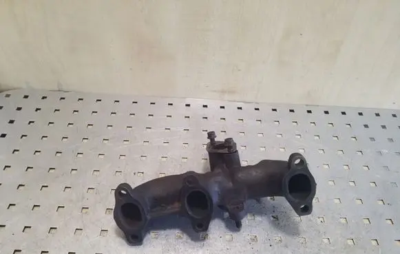 Audi A2 Exhaust manifold 045253033 045258033