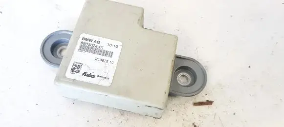 BMW 5 E60 E61 Antenna control unit 693502401 21367510