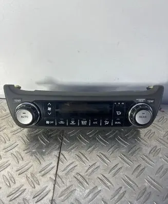 Toyota Land Cruiser (J100) Climate control unit 8401060A50E0 1465707513