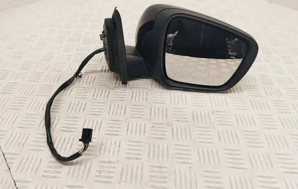Renault Kadjar Front door electric wing mirror 13003190