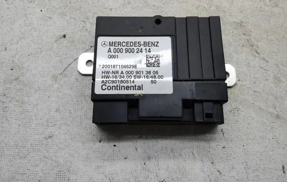 Mercedes-Benz C W205 Fuel injection pump control unit/module A0009002414 A2C90180514 A0009013806