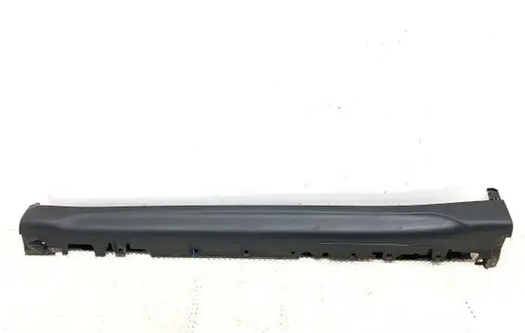 BMW X6 F16 Front sill (body part) 