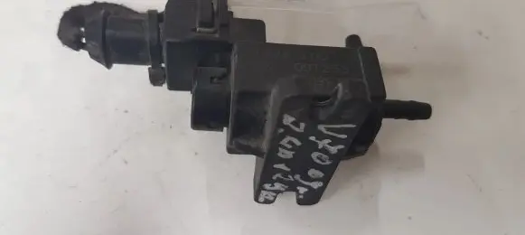 Volvo V70 Turbo solenoid valve 70261300 31219977