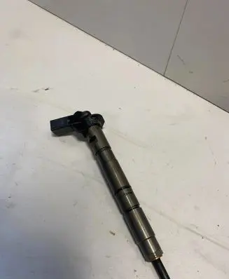 Skoda Superb B6 (3T) Fuel injector 03L130277 0445116030