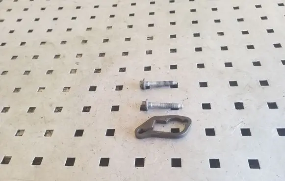 Jaguar XJL Fuel Injector clamp holder