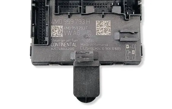 Audi Q7 4M Door control unit/module 4M0959793H