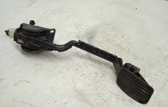 Peugeot 607 Accelerator throttle pedal 9651510780
